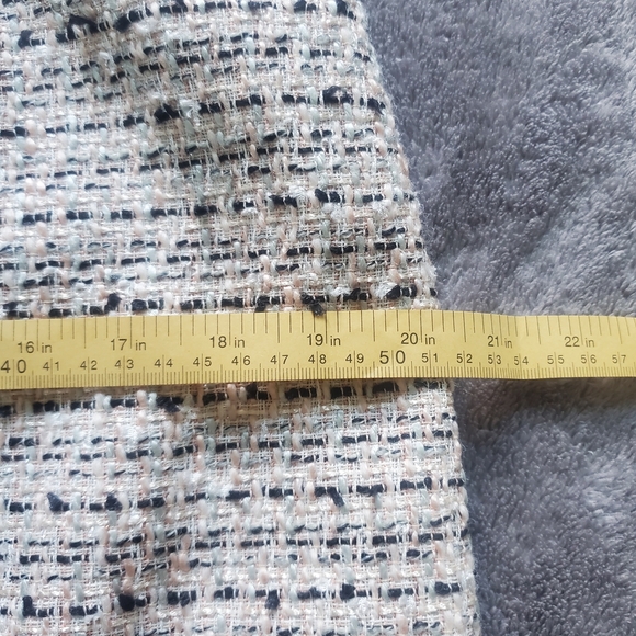 Karl Lagerfeld Cream and Black Tweed A-Line Skirt, Size 8 - Picture 7 of 12